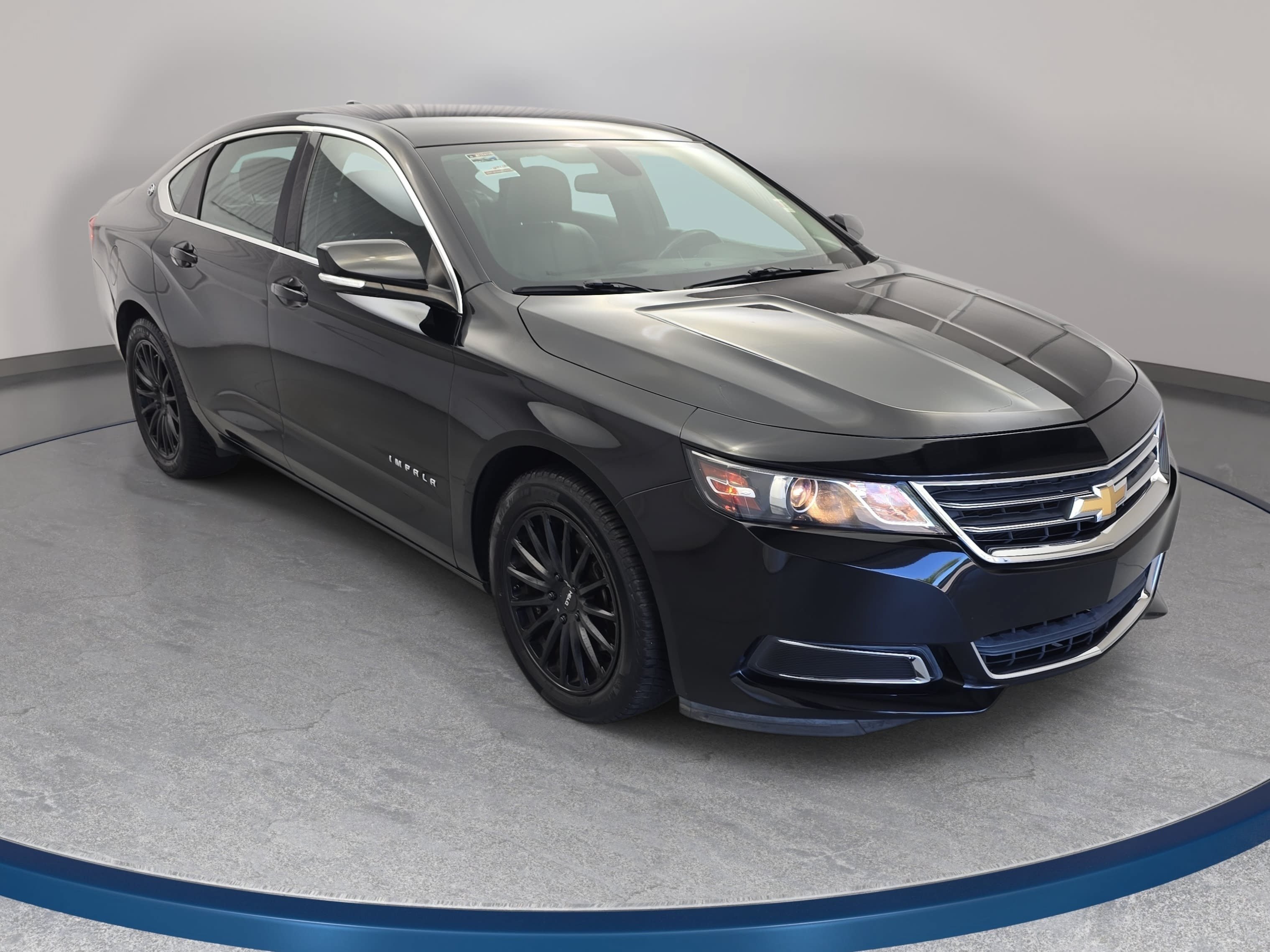 Used 2017 Chevrolet Impala LT FWD image 3