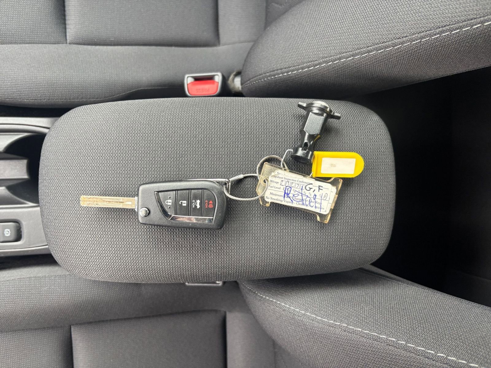 Used 2025 Toyota Corolla LE image 21