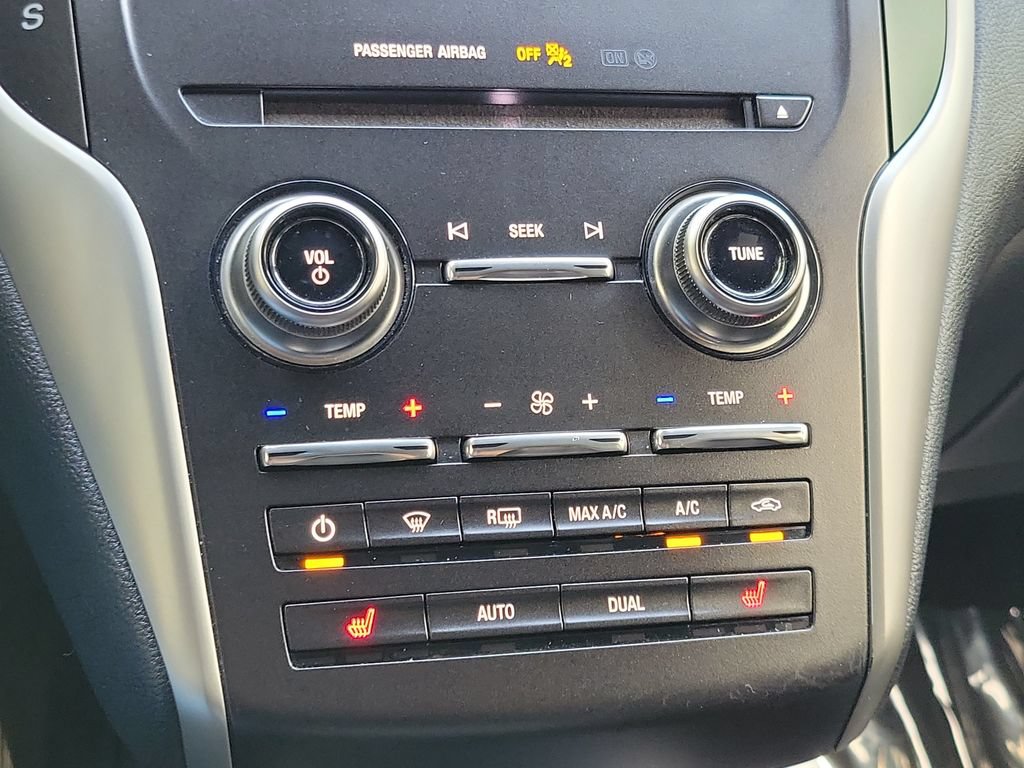 Used 2019 Lincoln MKC Premiere FWD image 29