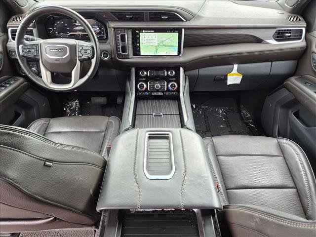 Used 2023 GMC Yukon XL Denali w/ Max Trailering Package RWD image 18