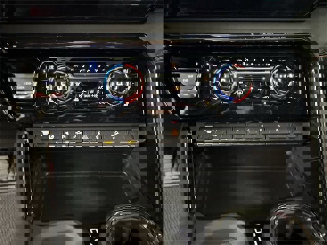 Certified 2024 GMC Sierra 2500 AT4 w/ AT4 Premium Plus Package image 18