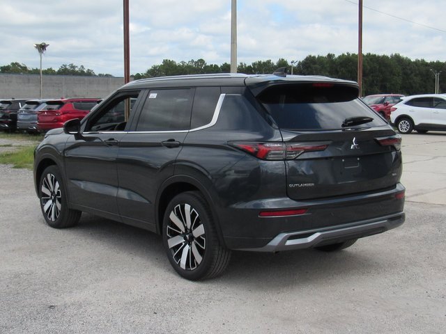 New 2025 Mitsubishi Outlander SEL image 5