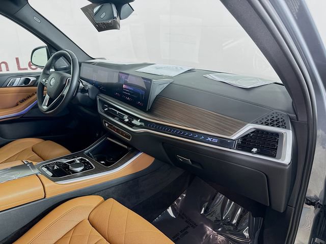 Certified 2024 BMW X5 xDrive40i w/ Premium Package image 30