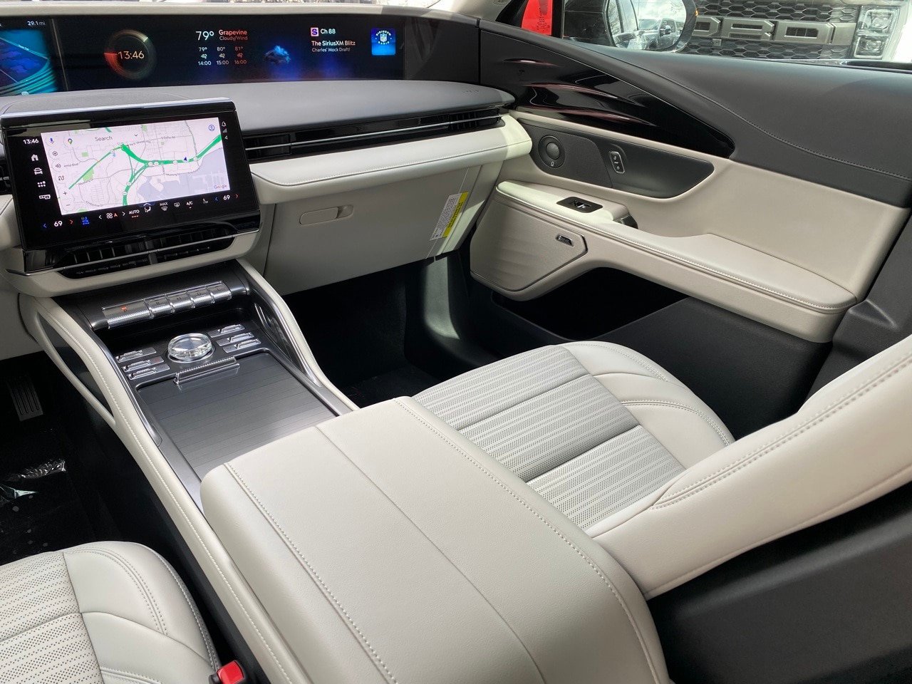 New 2026 Lincoln Nautilus Reserve AWD/4WD image 24
