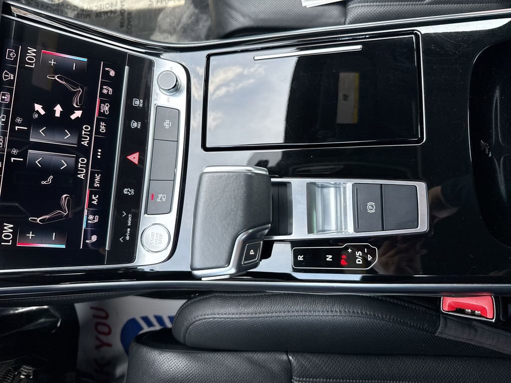 Used 2020 Audi A8 L 4.0T w/ Executive Package image 21