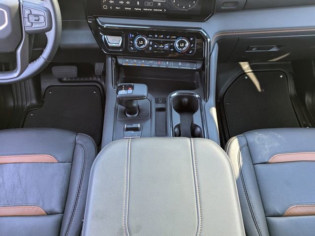Used 2025 GMC Sierra 1500 AT4 image 19