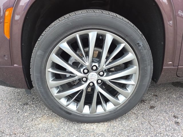Used 2025 Buick Enclave Avenir w/ Super Cruise Package AWD/4WD image 69