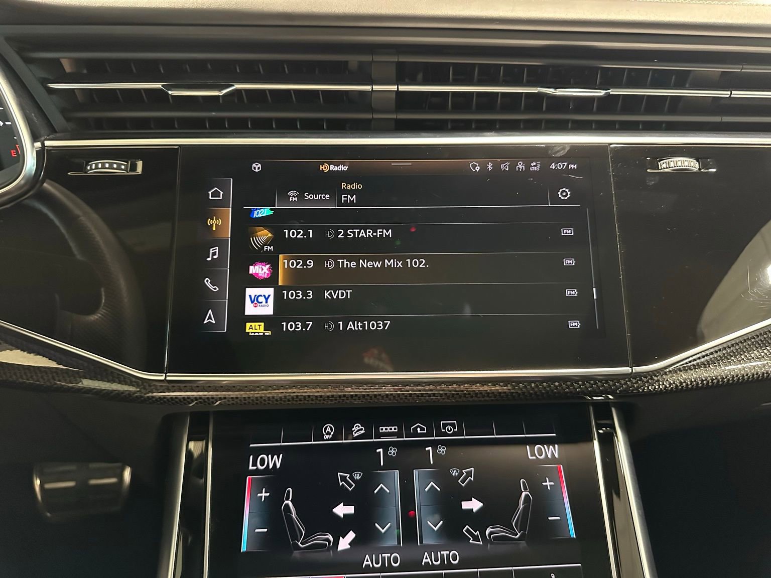 Used 2021 Audi SQ7 Premium Plus w/ SQ7 Black Optic Package image 29