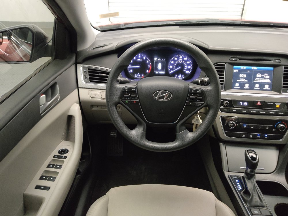 Used 2016 Hyundai Sonata SE FWD image 22