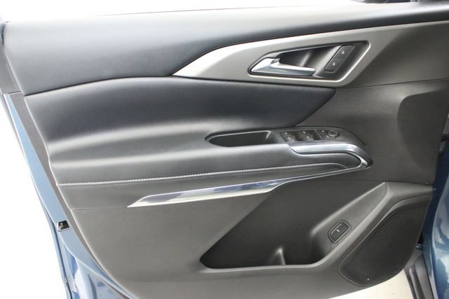 Certified 2026 Chevrolet Traverse LT FWD image 23