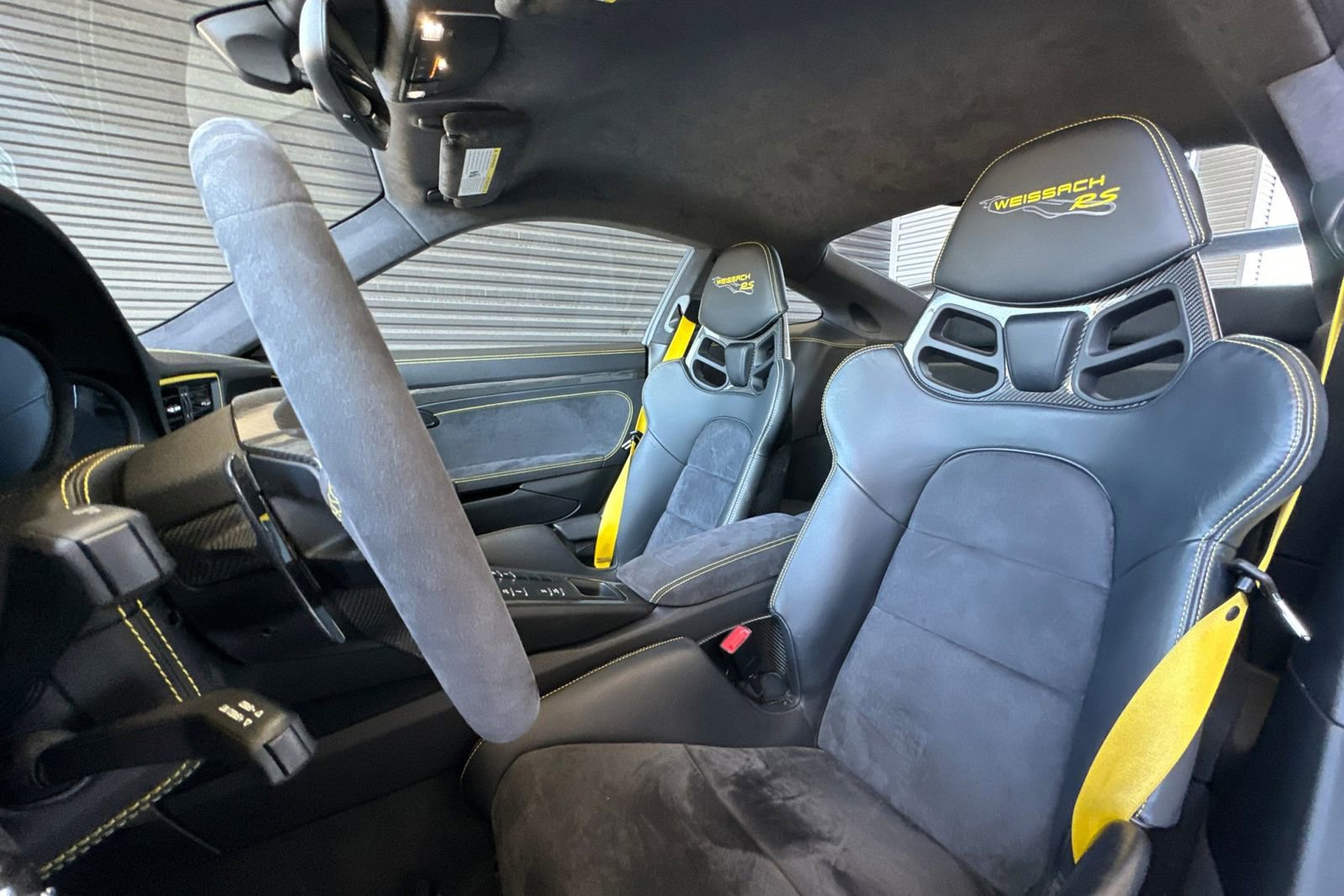 Used 2018 Porsche 911 GT2 RS w/ Weissach Package image 5