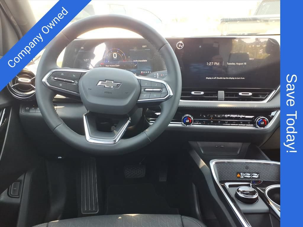New 2027 Chevrolet Equinox LT w/ Convenience Package II FWD image 13
