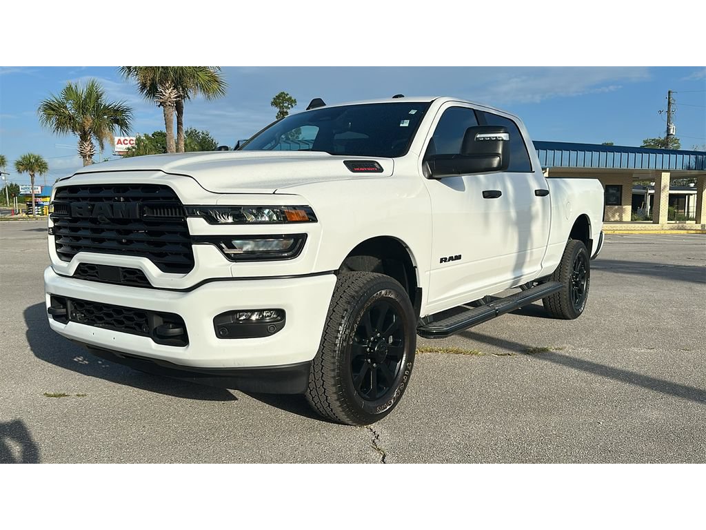 Used 2025 RAM 2500 Big Horn AWD/4WD image 2