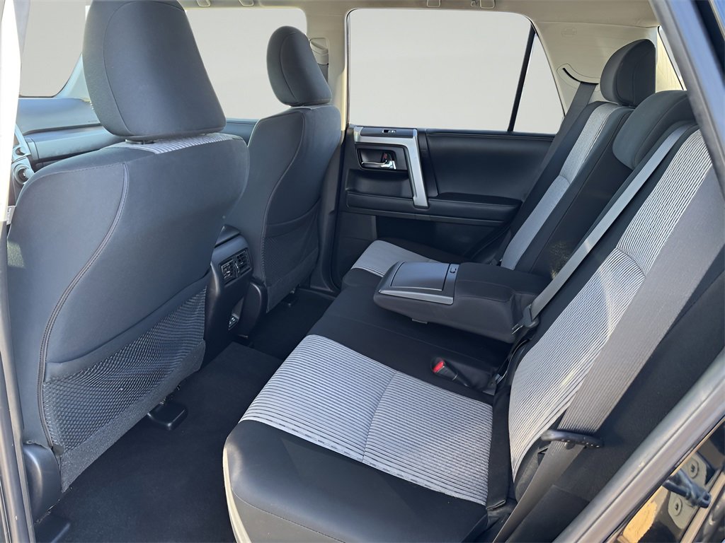 Used 2020 Toyota 4Runner SR5 image 21