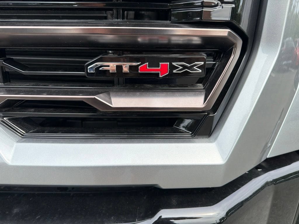 New 2026 GMC Sierra 2500 AT4X AWD/4WD image 10