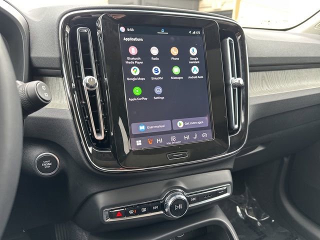 Certified 2024 Volvo XC40 B5 Plus w/ Protection Package Premier image 24