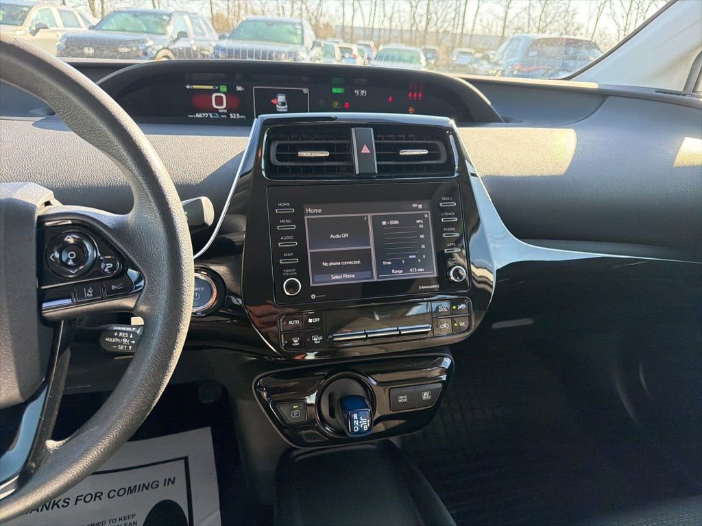 Used 2021 Toyota Prius LE image 15