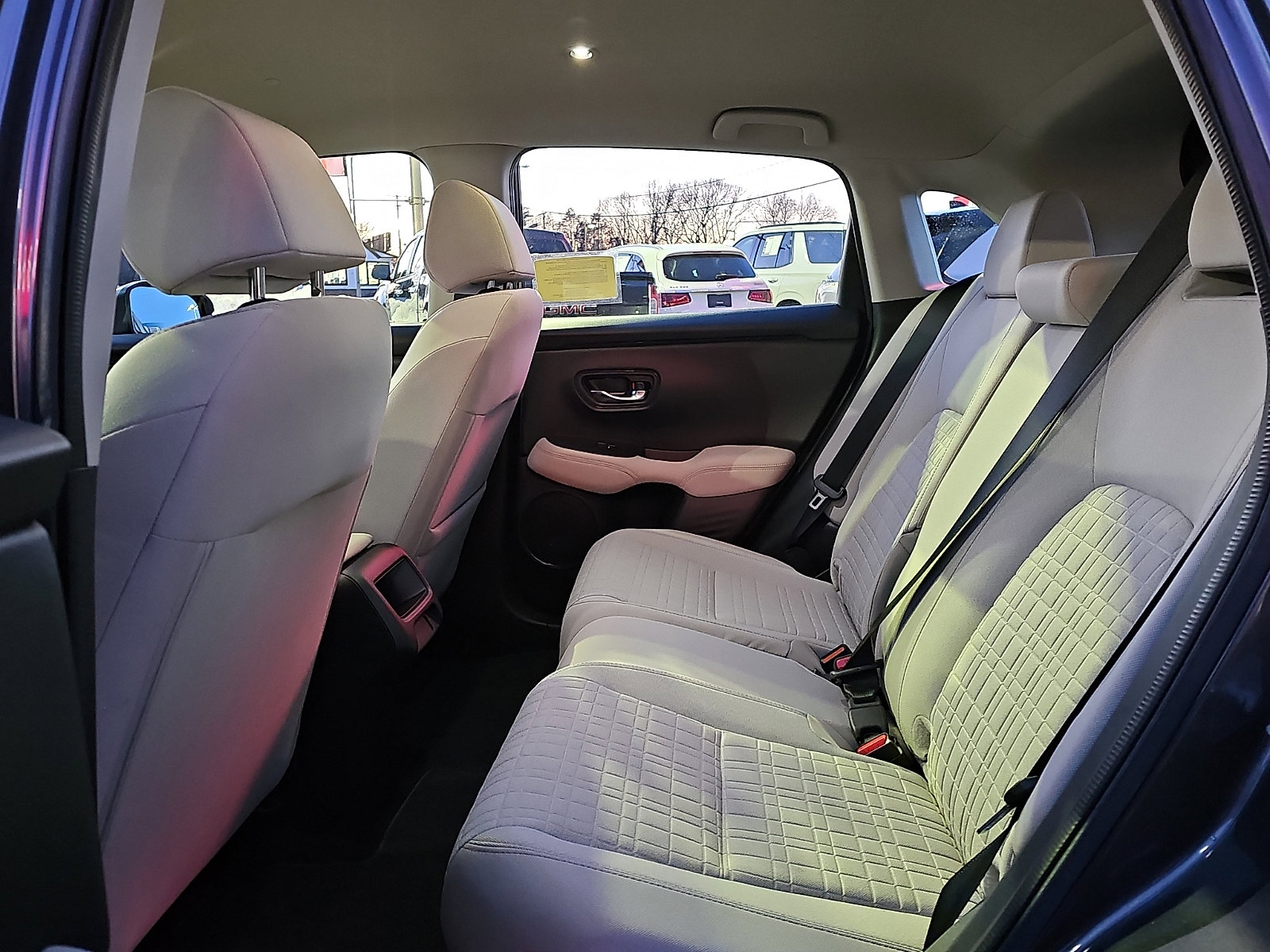 Used 2023 Honda HR-V LX image 10