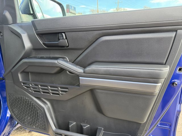 Certified 2025 Toyota Tacoma SR5 image 30