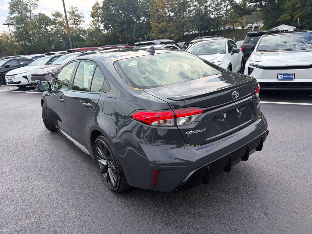 Certified 2024 Toyota Corolla SE w/ SE Premium Package FWD image 7