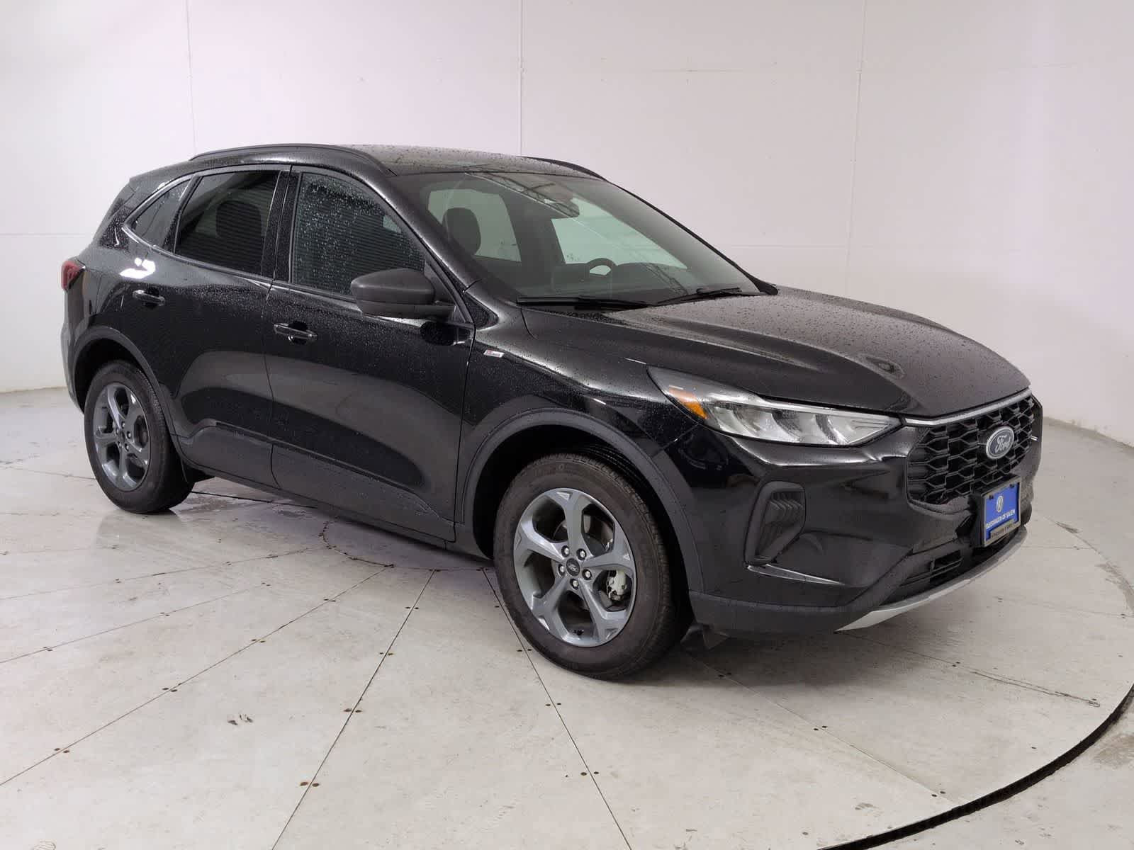 Used 2025 Ford Escape ST-Line image 8