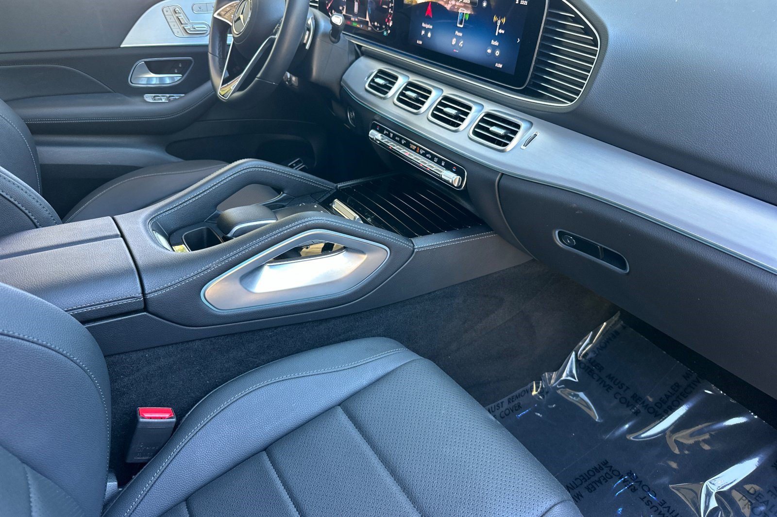 Used 2025 Mercedes-Benz GLE 450e 4MATIC image 35