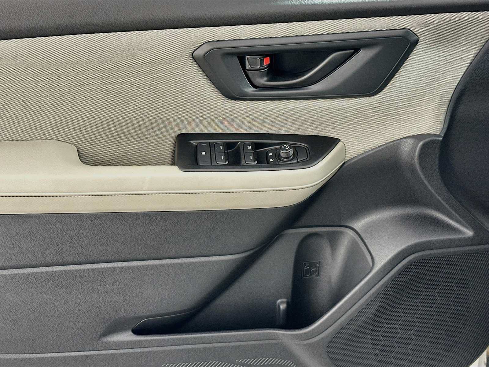 Certified 2026 Subaru Forester AWD/4WD image 16