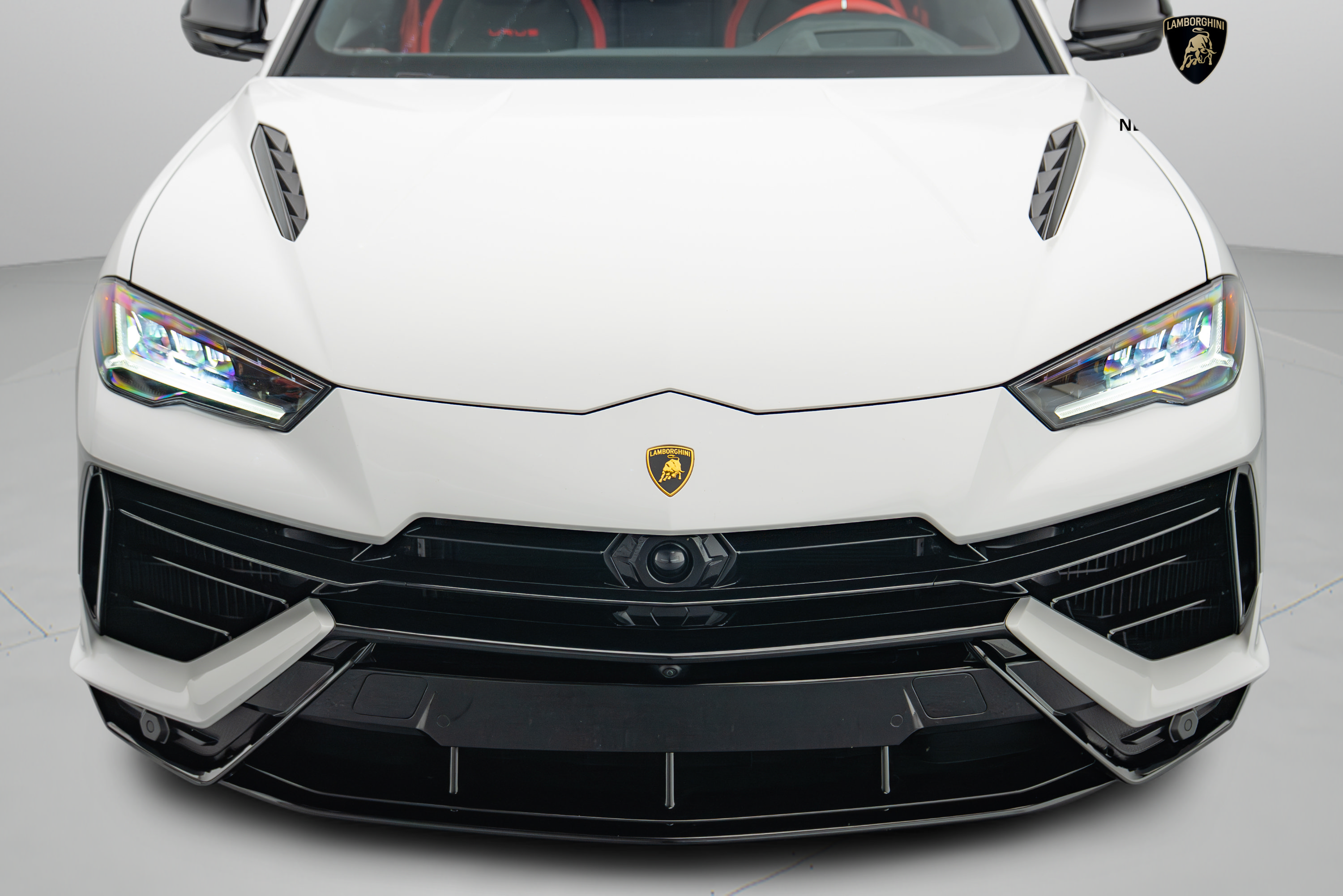 Used 2024 Lamborghini Urus S AWD/4WD image 32