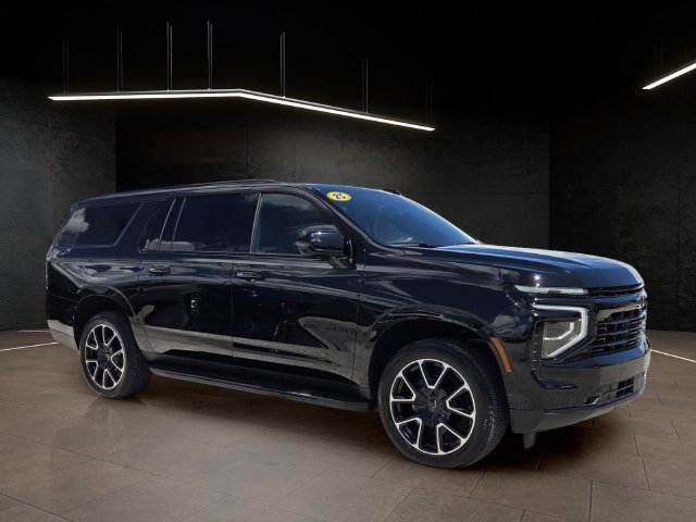 Used 2025 Chevrolet Suburban RST w/ Comfort Package