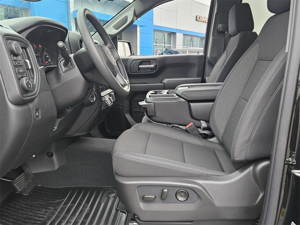 New 2026 Chevrolet Silverado 1500 Custom Trail Boss image 3