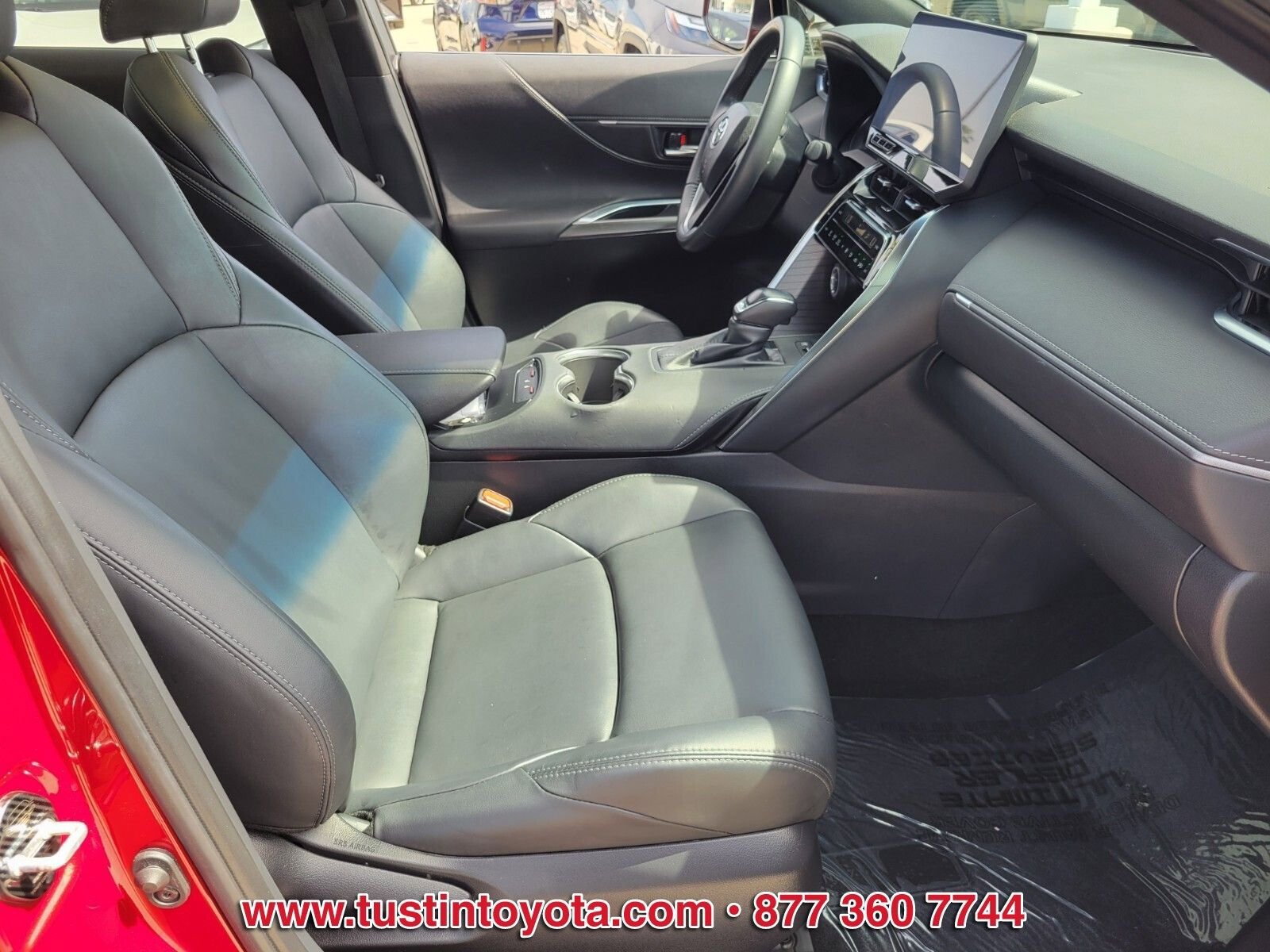 Certified 2023 Toyota Venza Nightshade AWD/4WD image 15
