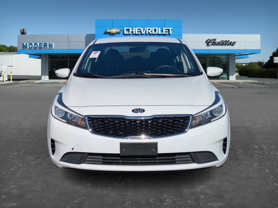 Used 2018 Kia Forte LX image 2