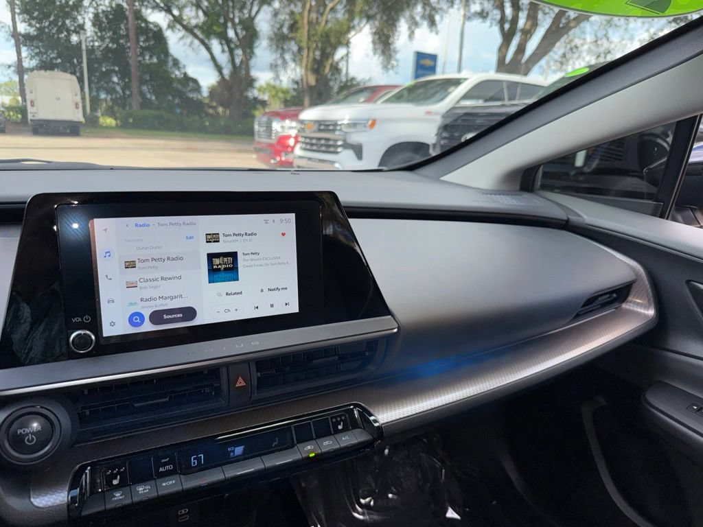 Used 2023 Toyota Prius XLE FWD image 47
