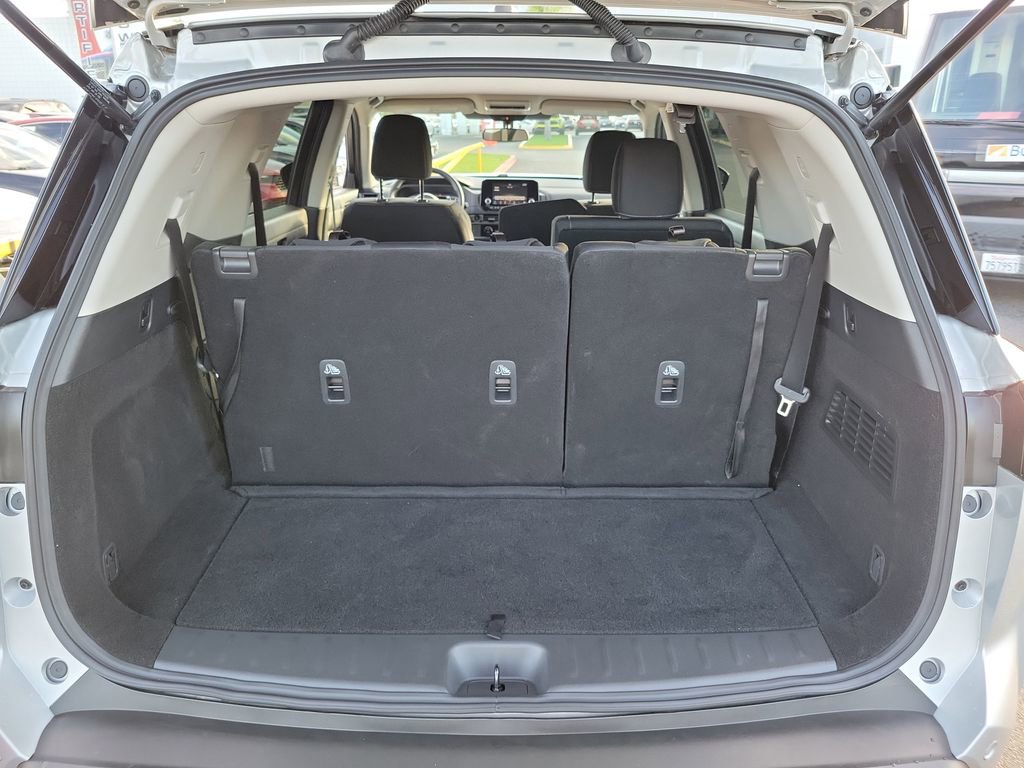 Certified 2025 Nissan Pathfinder S image 22