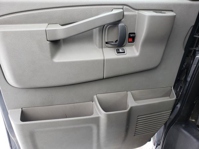 Used 2016 Chevrolet Express 3500 LT w/ LT Preferred Equipment Group image 11