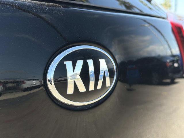 Used 2021 Kia Niro LX image 9