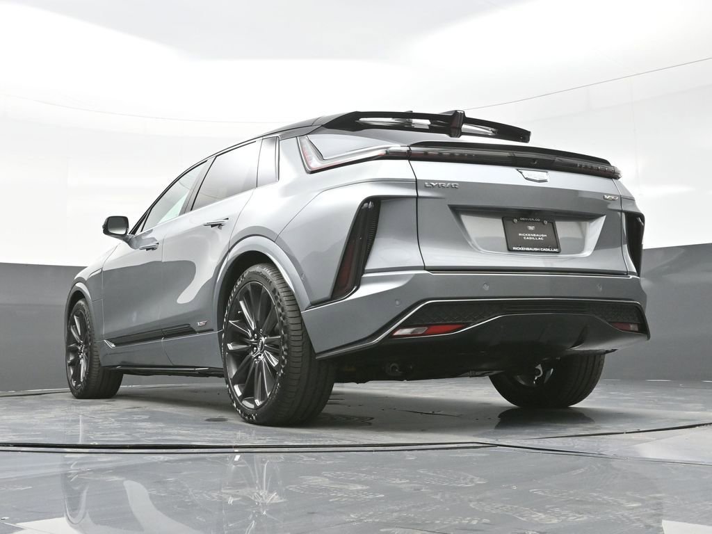 New 2026 Cadillac Lyriq V w/ LPO, Floor Liner Package AWD/4WD image 21