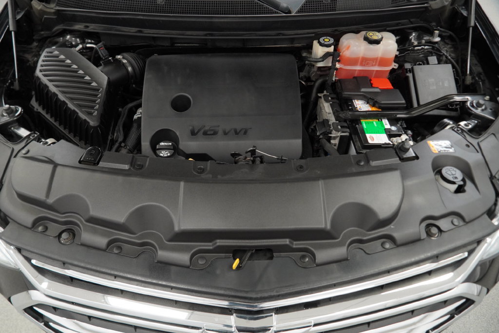 Used 2019 Chevrolet Traverse High Country w/ LPO, Floor Liner Package AWD/4WD image 49