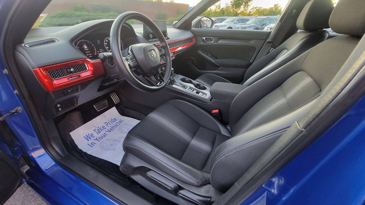 Used 2022 Honda Civic Sport image 11