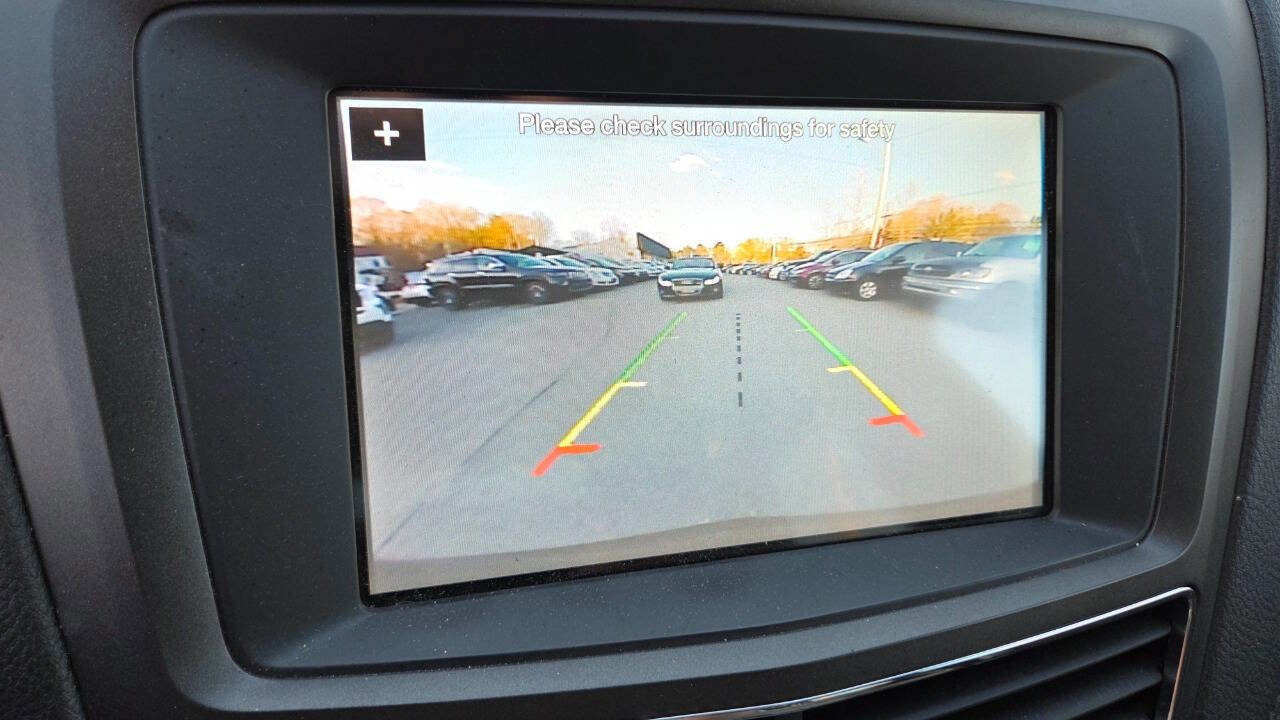 Used 2019 Lincoln MKT AWD image 46