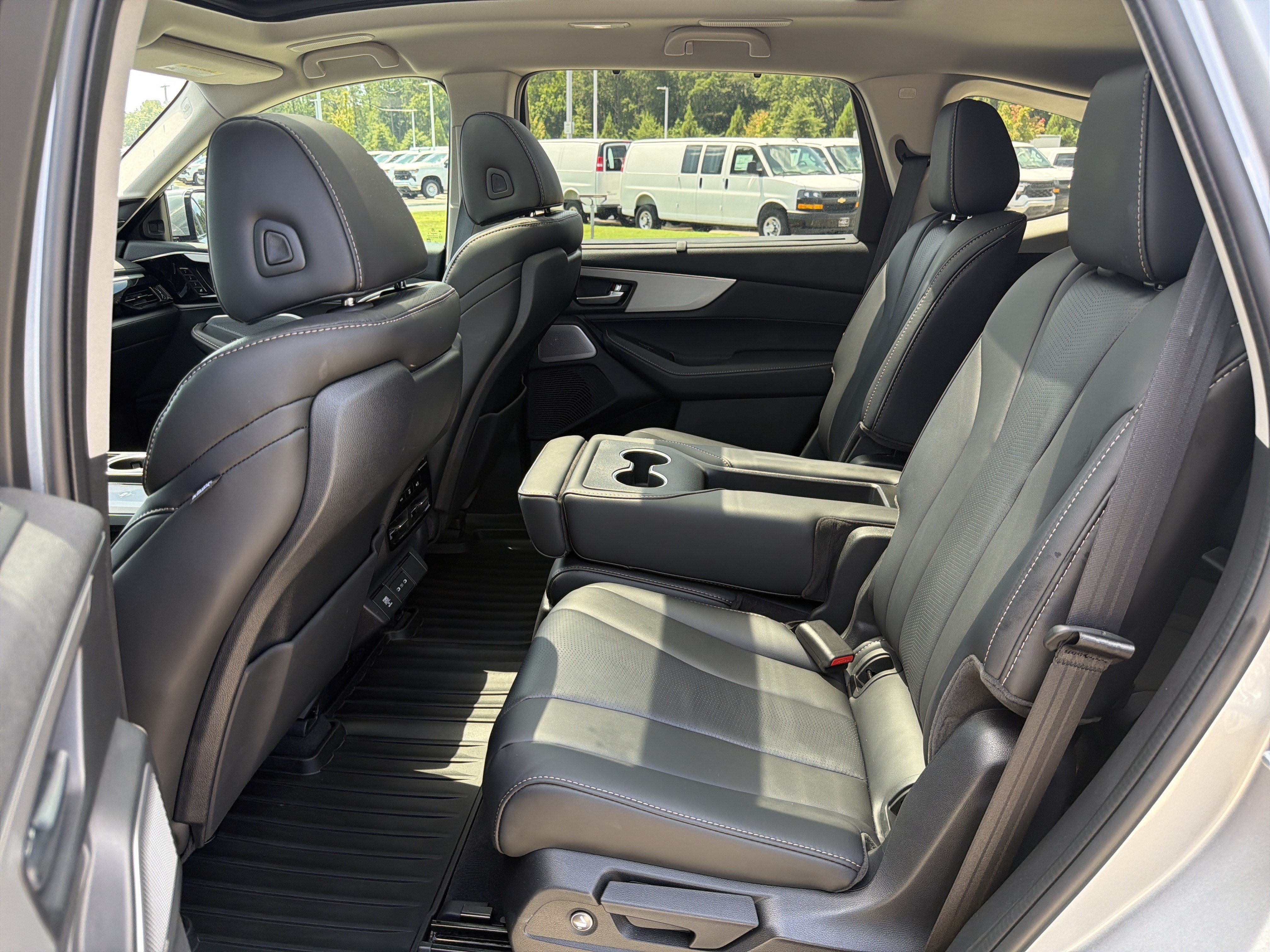Certified 2026 Acura MDX w/ Technology Package AWD/4WD image 31