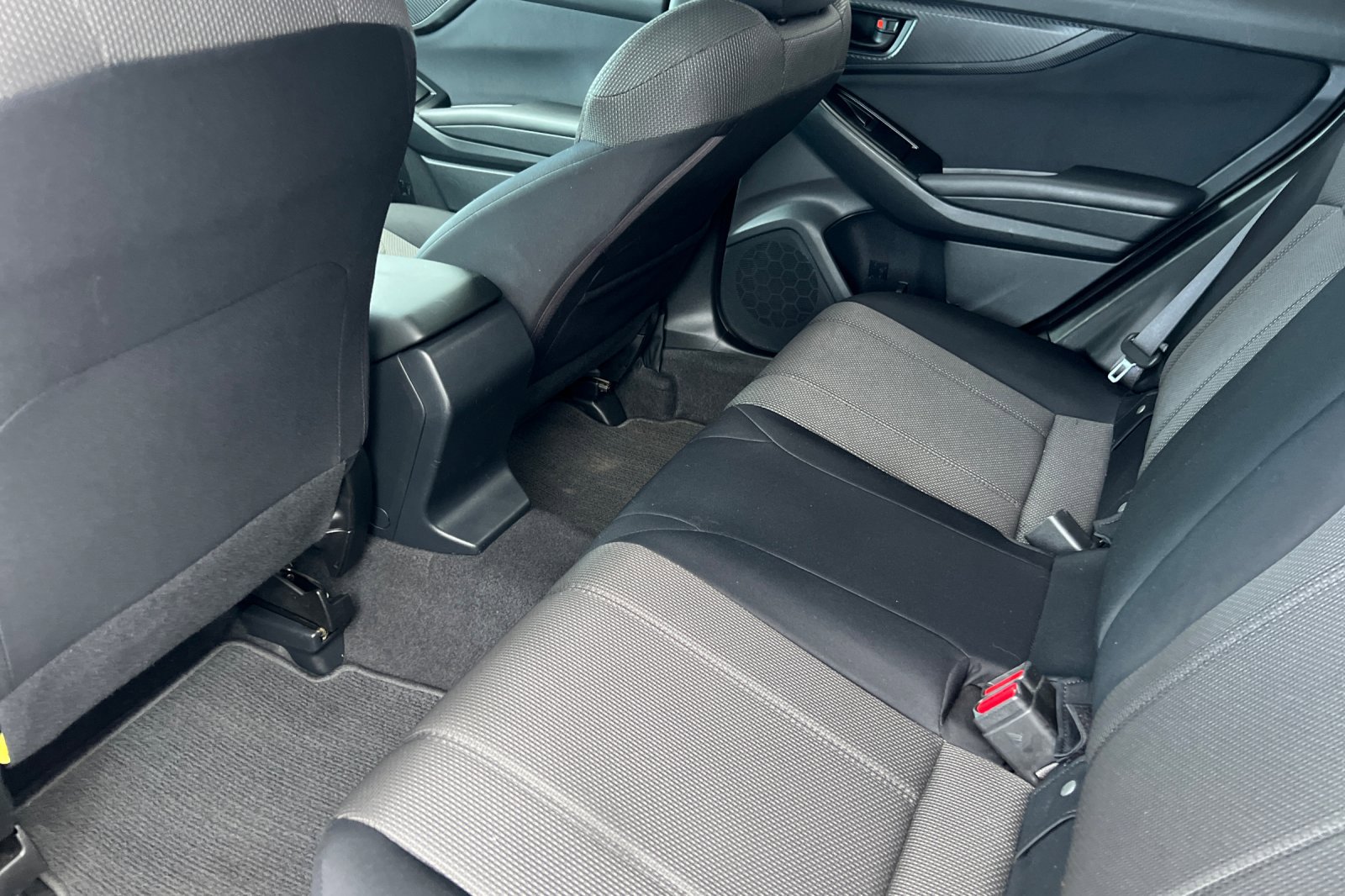 Used 2019 Subaru Crosstrek 2.0i w/ Eyesight System image 12