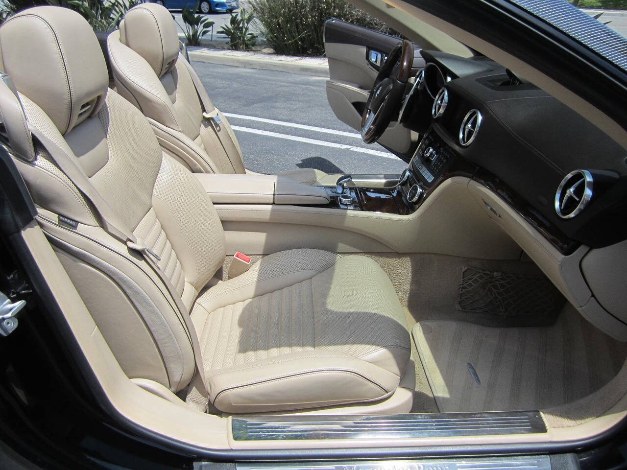 Used 2013 Mercedes-Benz SL 550 image 27