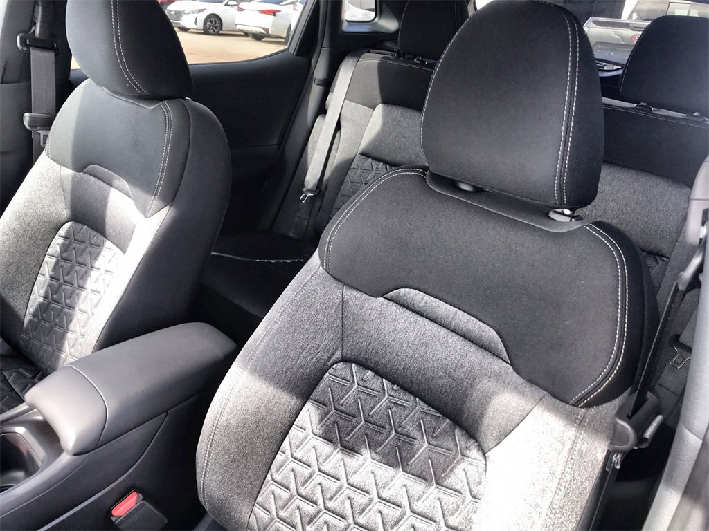 New 2026 Nissan Kicks SV image 11