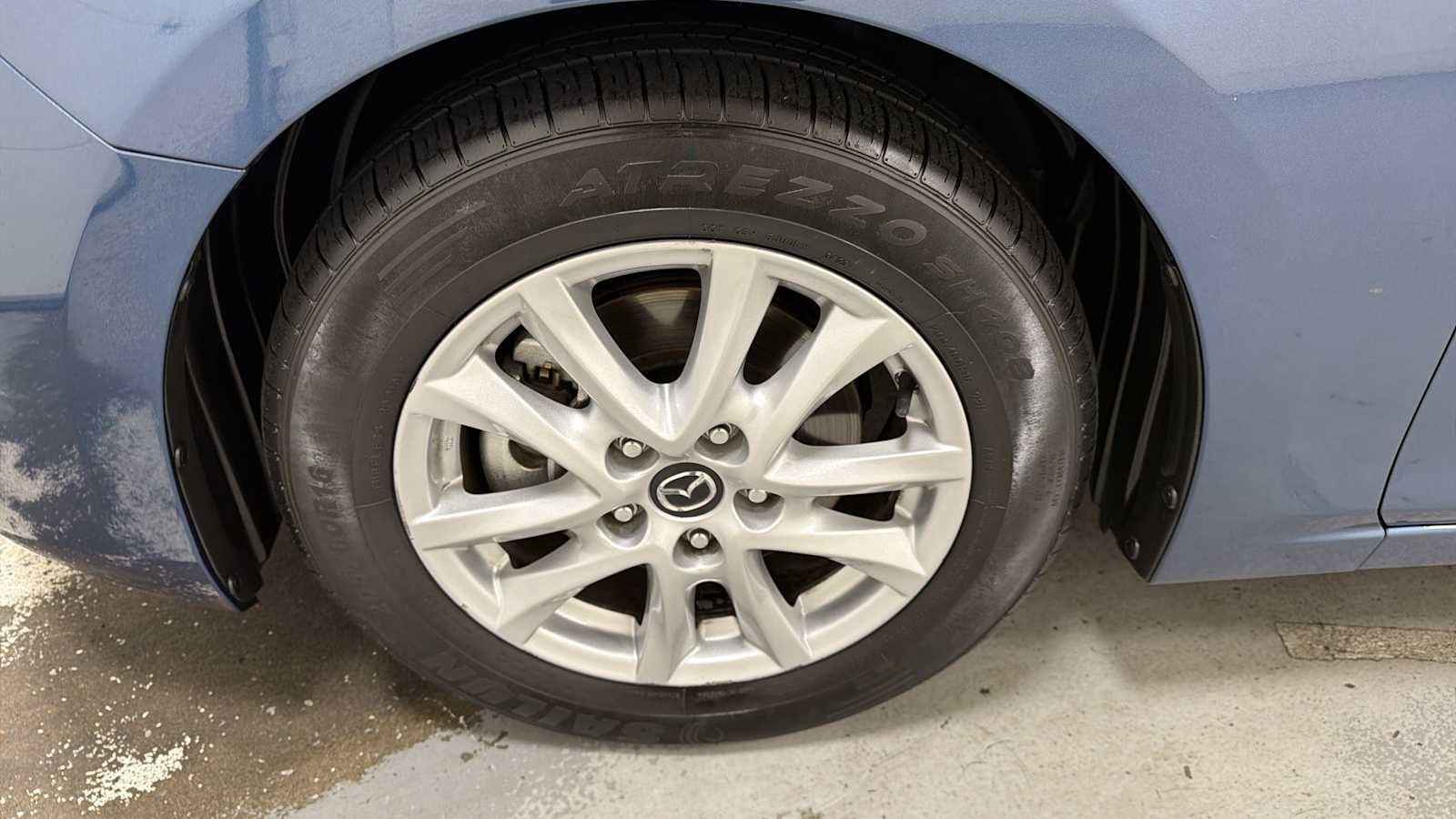 Used 2017 MAZDA MAZDA3 Sport w/ Preferred Equipment Package FWD image 10