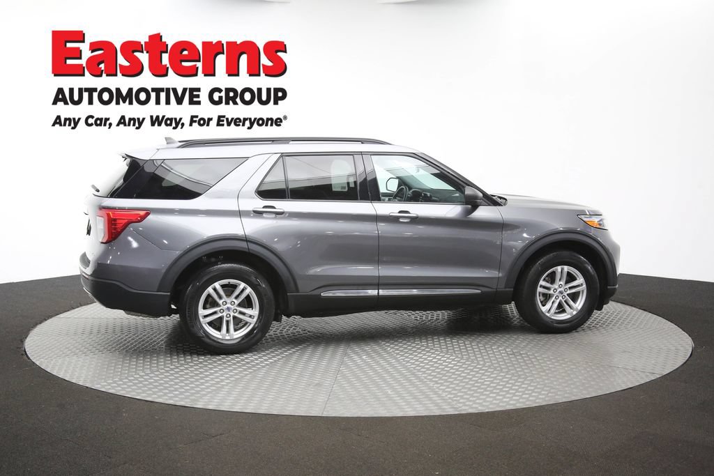 Used 2023 Ford Explorer XLT w/ Equipment Group 202A AWD/4WD image 43