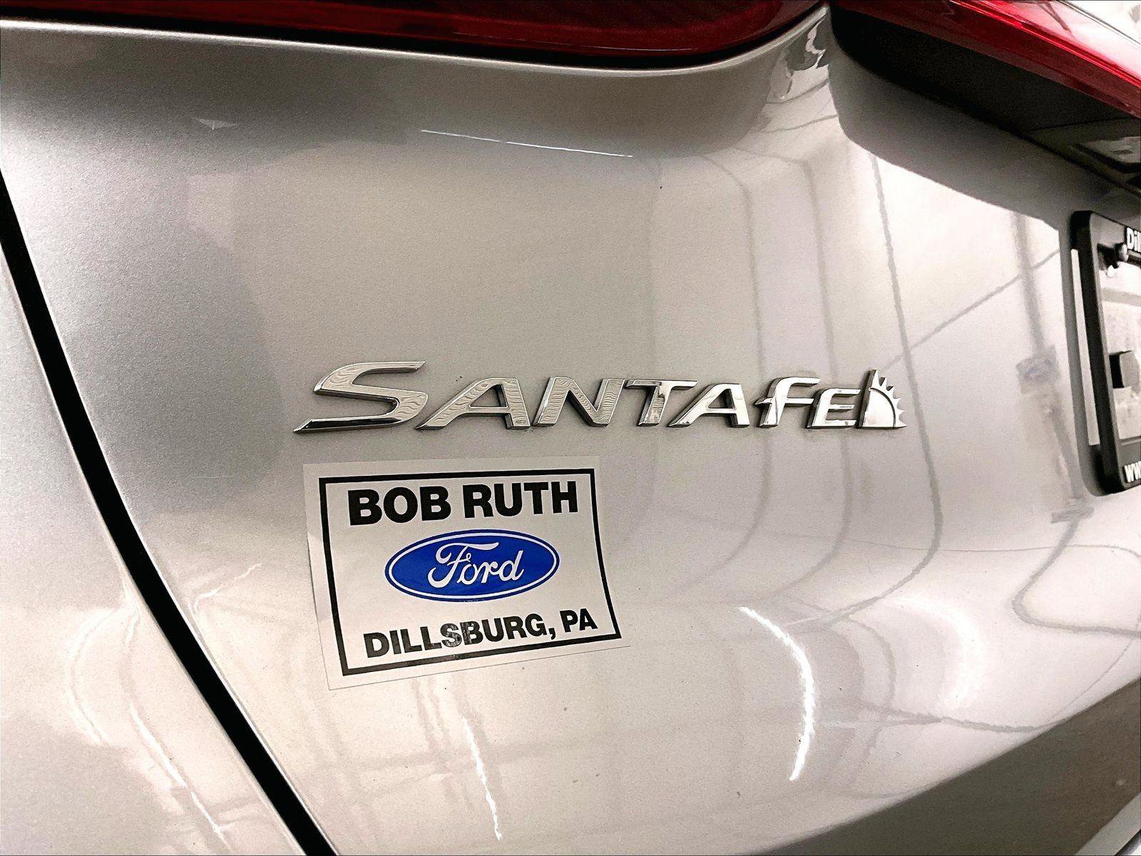 Used 2022 Hyundai Santa Fe SEL w/ Convenience + Premium Package FWD image 13