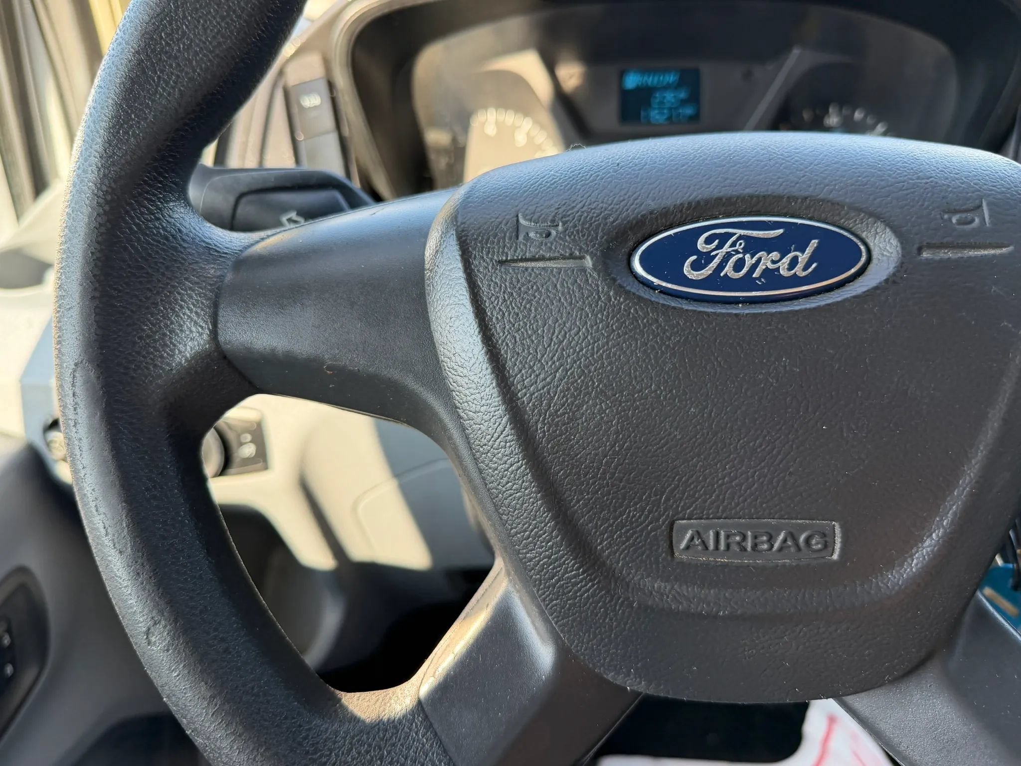 Used 2017 Ford Transit 150 130 Low Roof RWD image 21