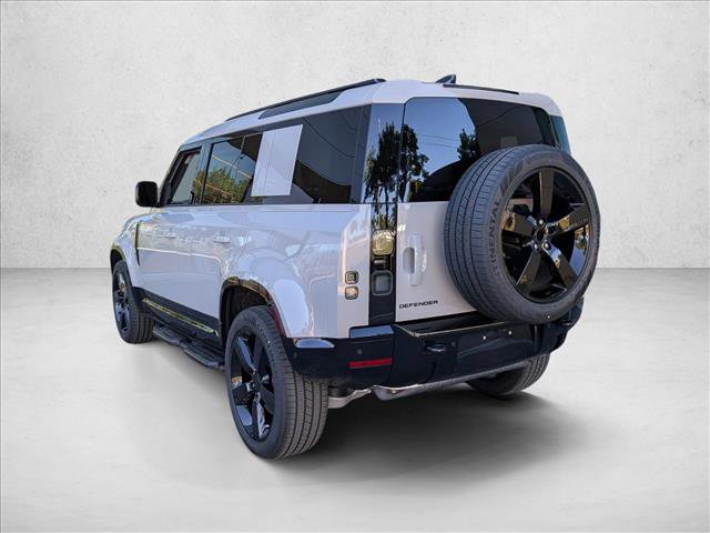 New 2026 Land Rover Defender 110 X-Dynamic SE image 8