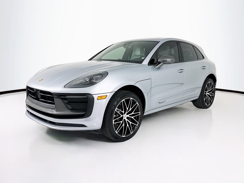 New 2026 Porsche Macan AWD/4WD image 1